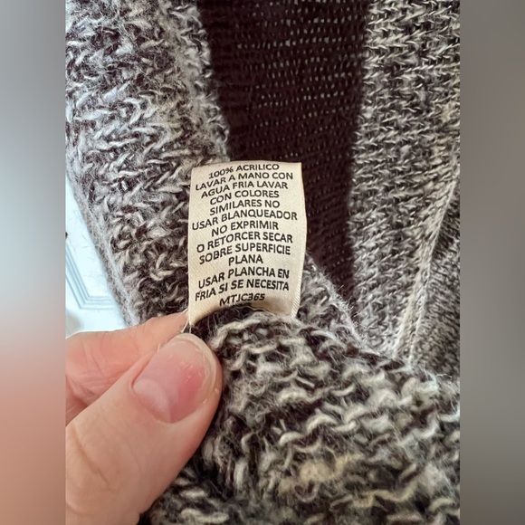 I’m In Love With Derek long brown & tan open-front sweater GUC - Picture 4 of 5